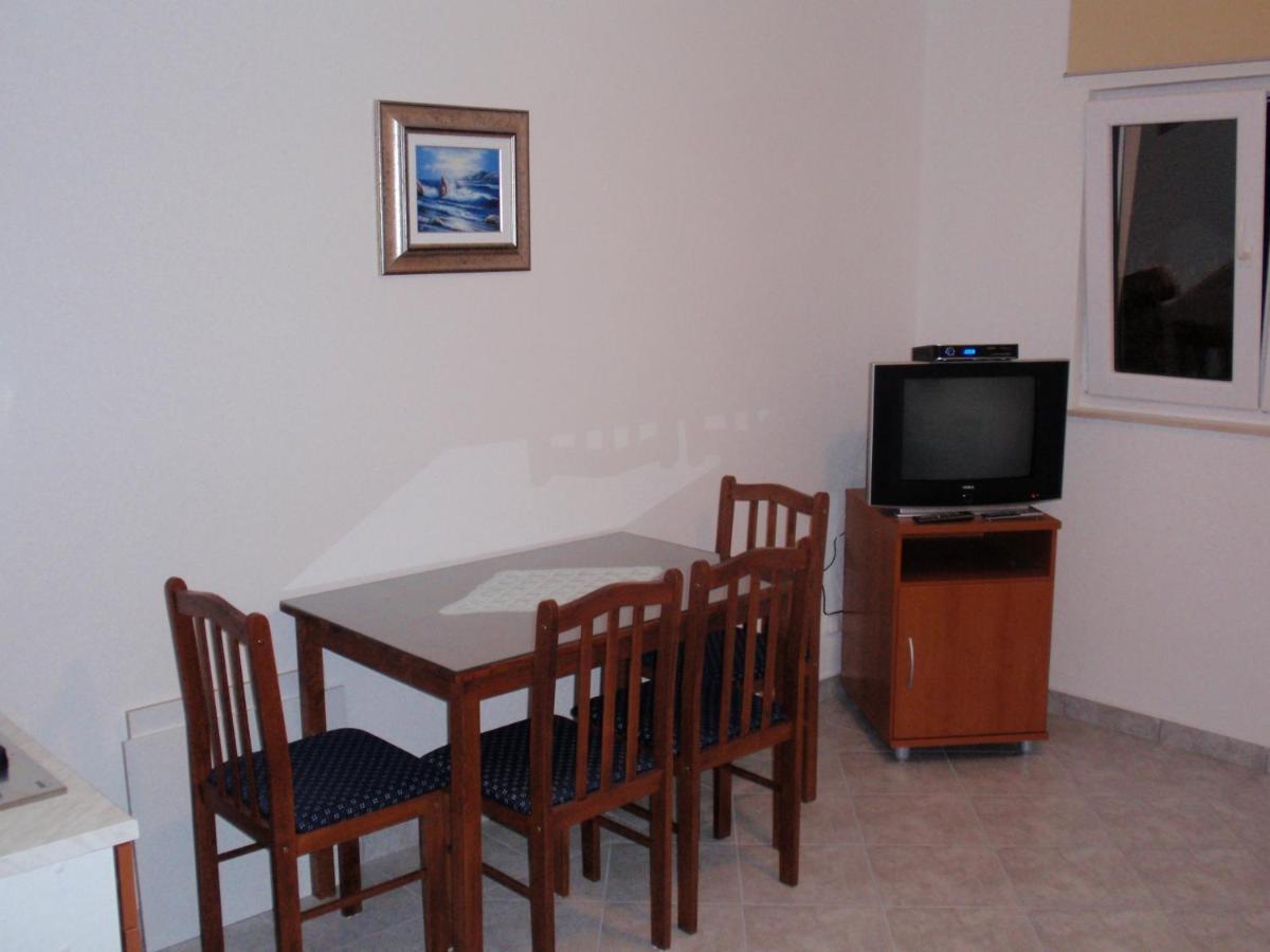 Apartmani Area Doma Trogir Exterior photo