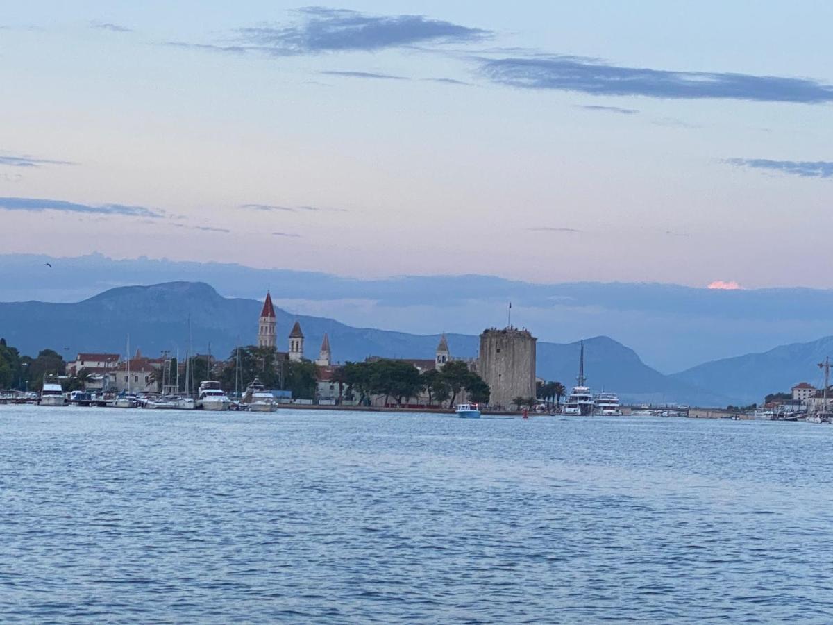 Apartmani Area Doma Trogir Exterior photo